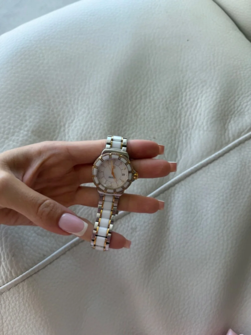 TAG Heuer Formula 1 Lady Diamond & White Ceramic Gold watch (Ref. WAH1221.BB086